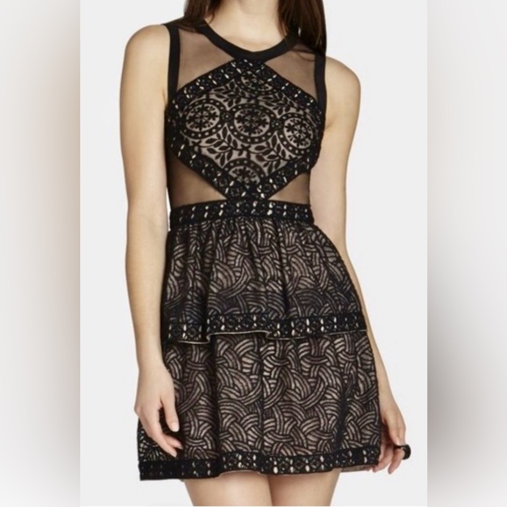 BCBGMaxAzria Sleeveless Joselyn High Contrast Illusion Lace Cocktail Dress ZB5